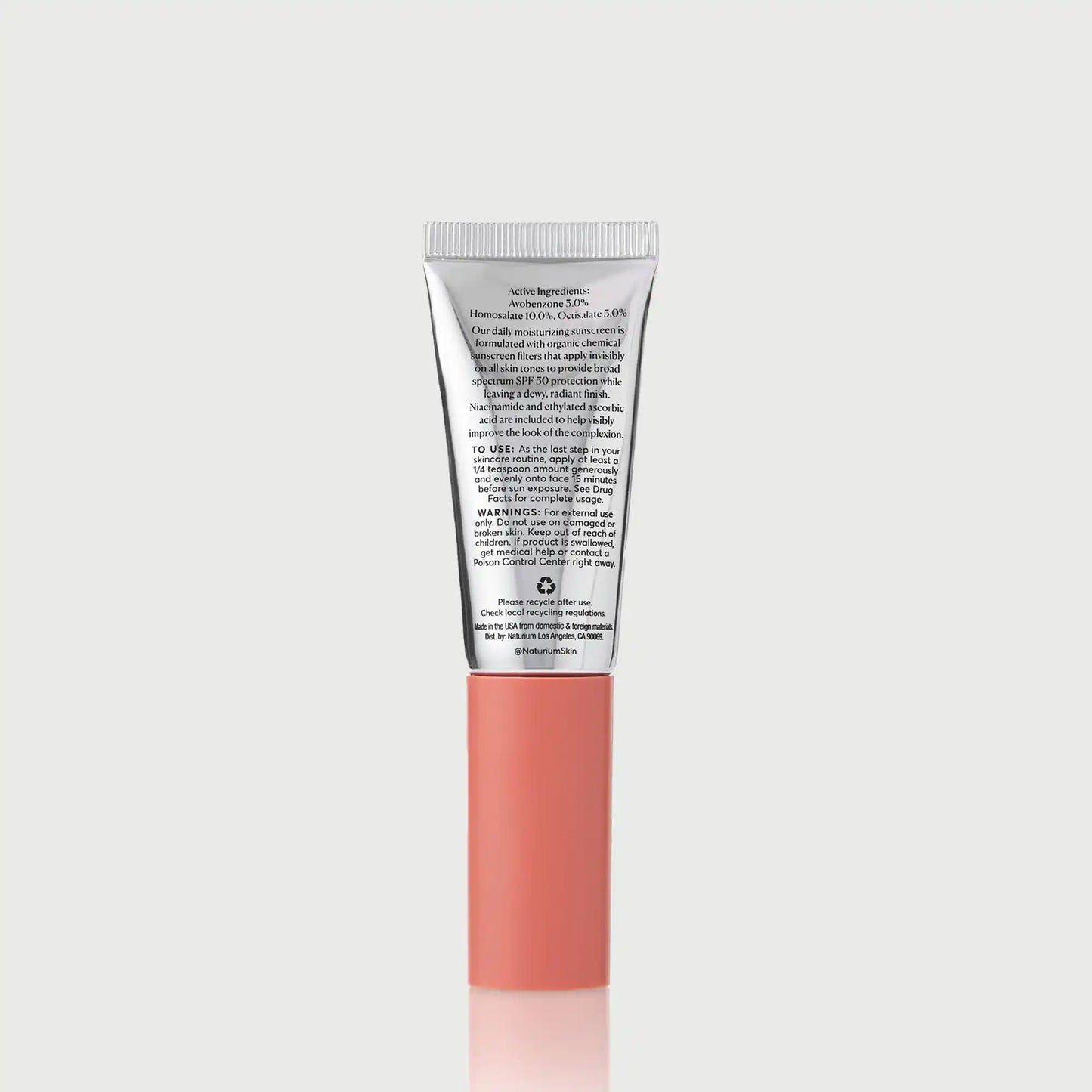 dew-glow-moisturizer-spf-50-travel-size-q6 NATR-10157_Dew-Glow-Moisturizer-SPF-50-Mini_back_capon_bonebkgd_d7cb9bbb-e294-42e2-8d5a-28c73c09b5b5.webp