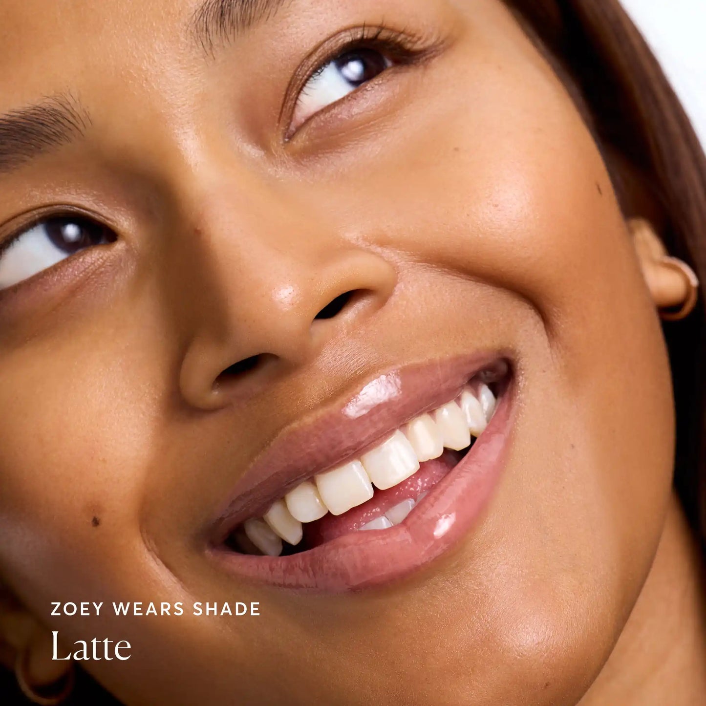 phyto-glow-lip-balm-latte-i1 NATR-60110-Alt-Images-Phyto-Glow-Lip-Balm-Latte-04.webp